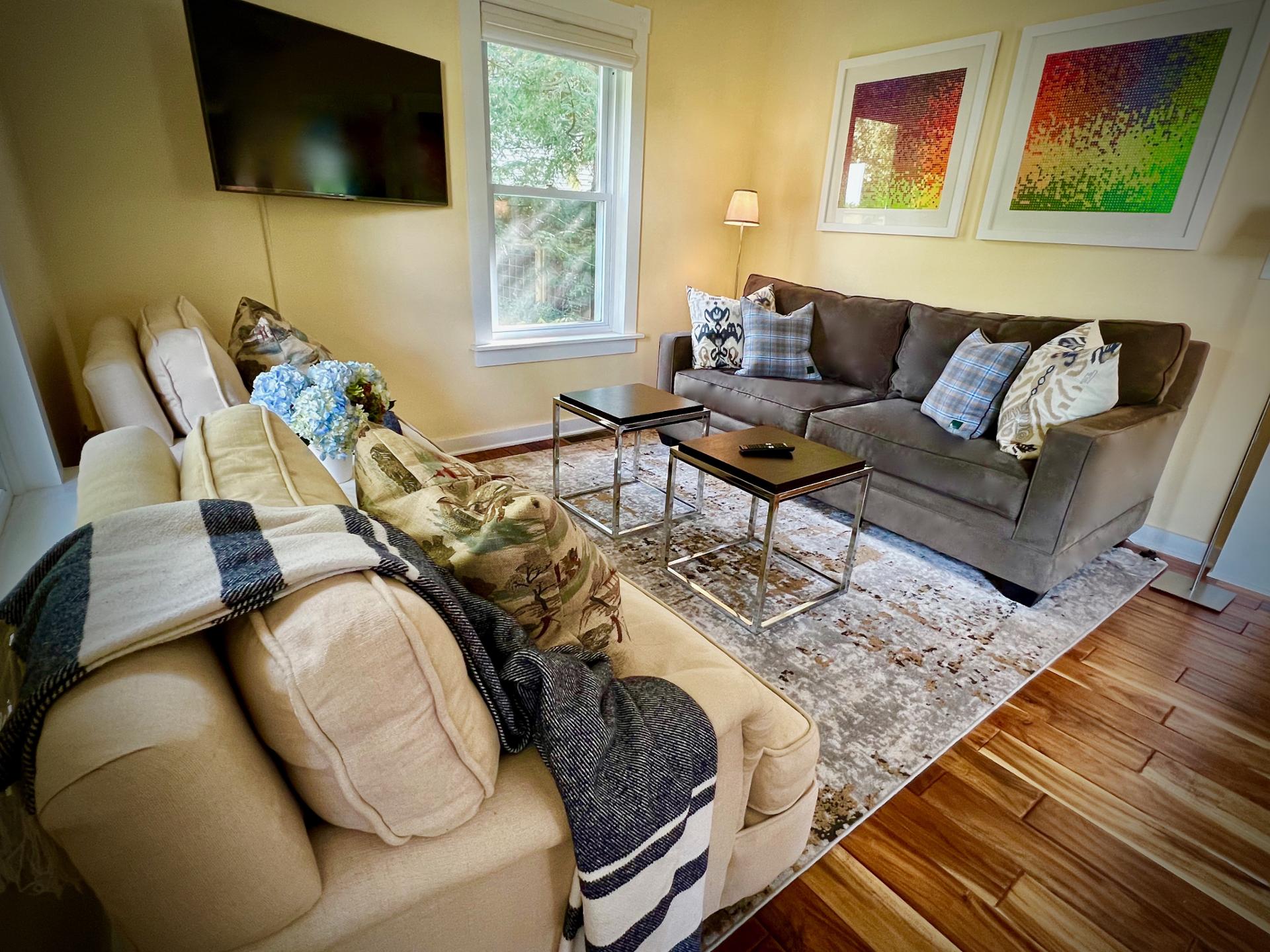 The Sharlene-walking distance to Downtown Douglas!