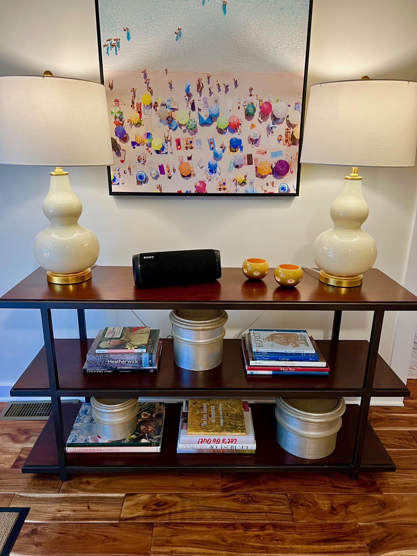 The Sharlene-walking distance to Downtown Douglas!
