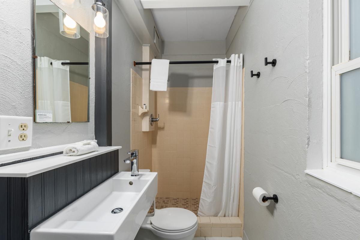 Blue Star Motel #5