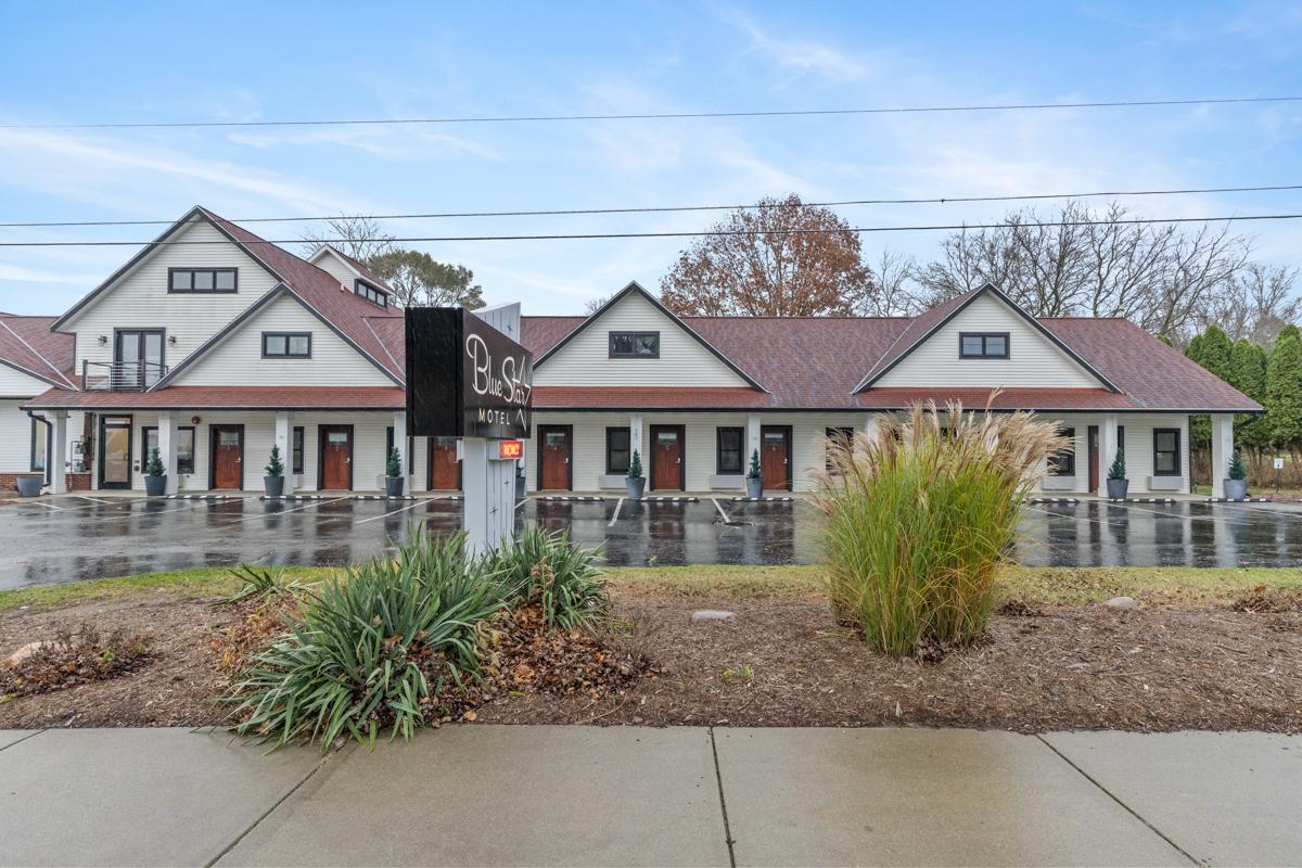 Blue Star Motel #9