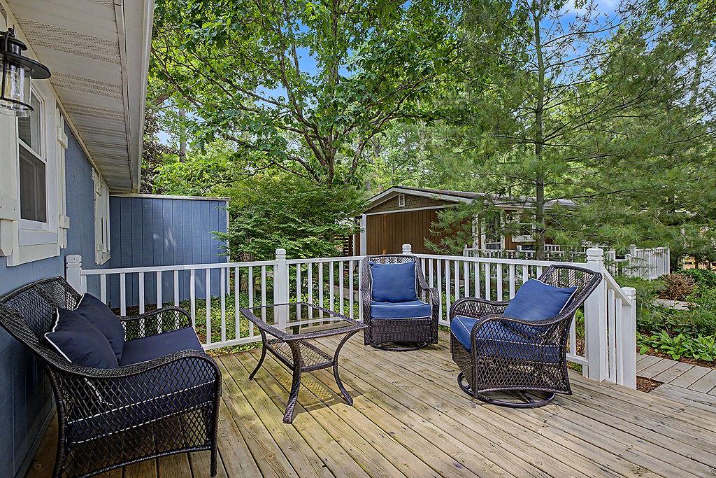 Maple Ridge Blue Cottage photo 5