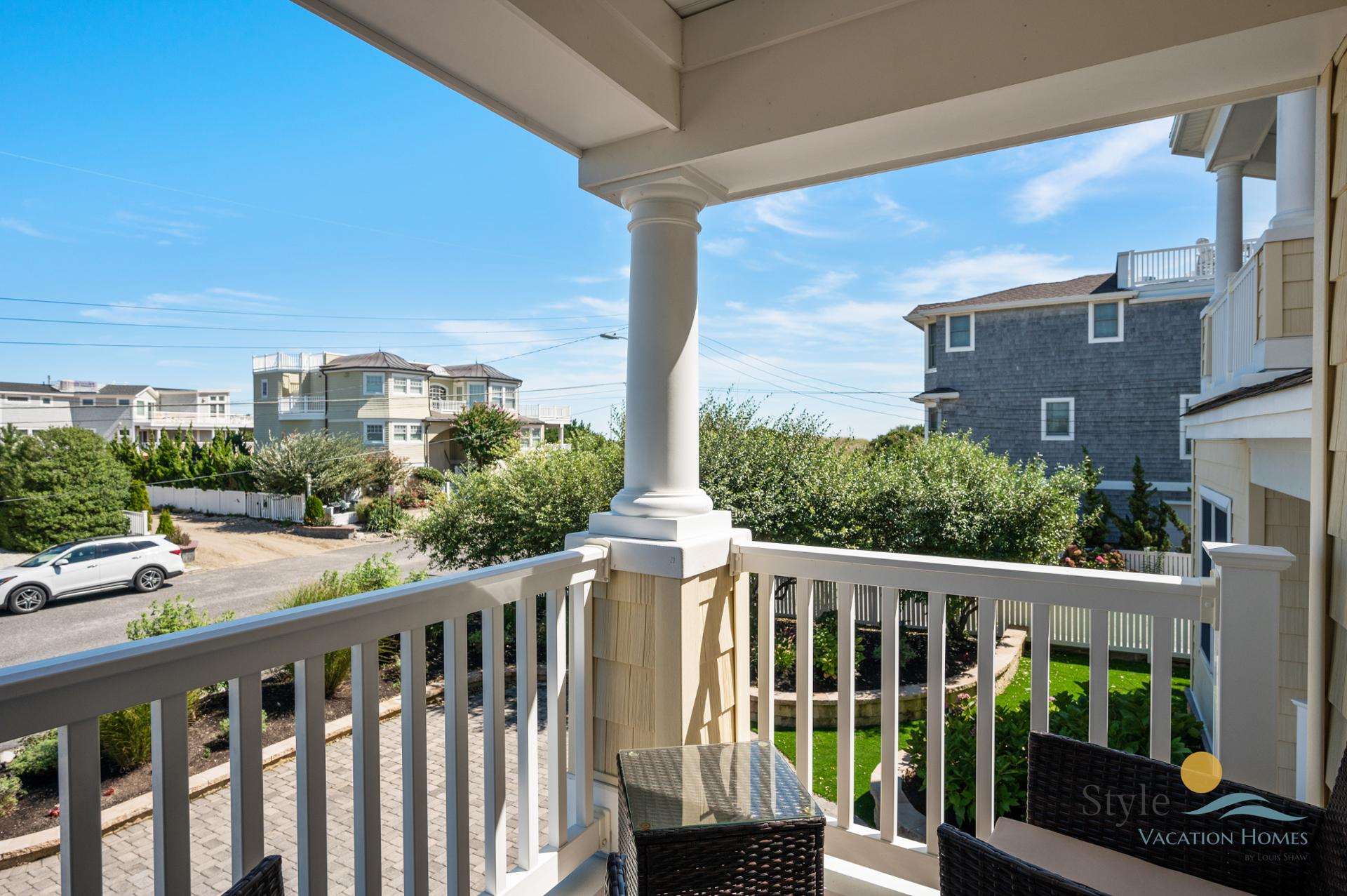 Vacation Rental Style Vacation Homes by Louis Shaw