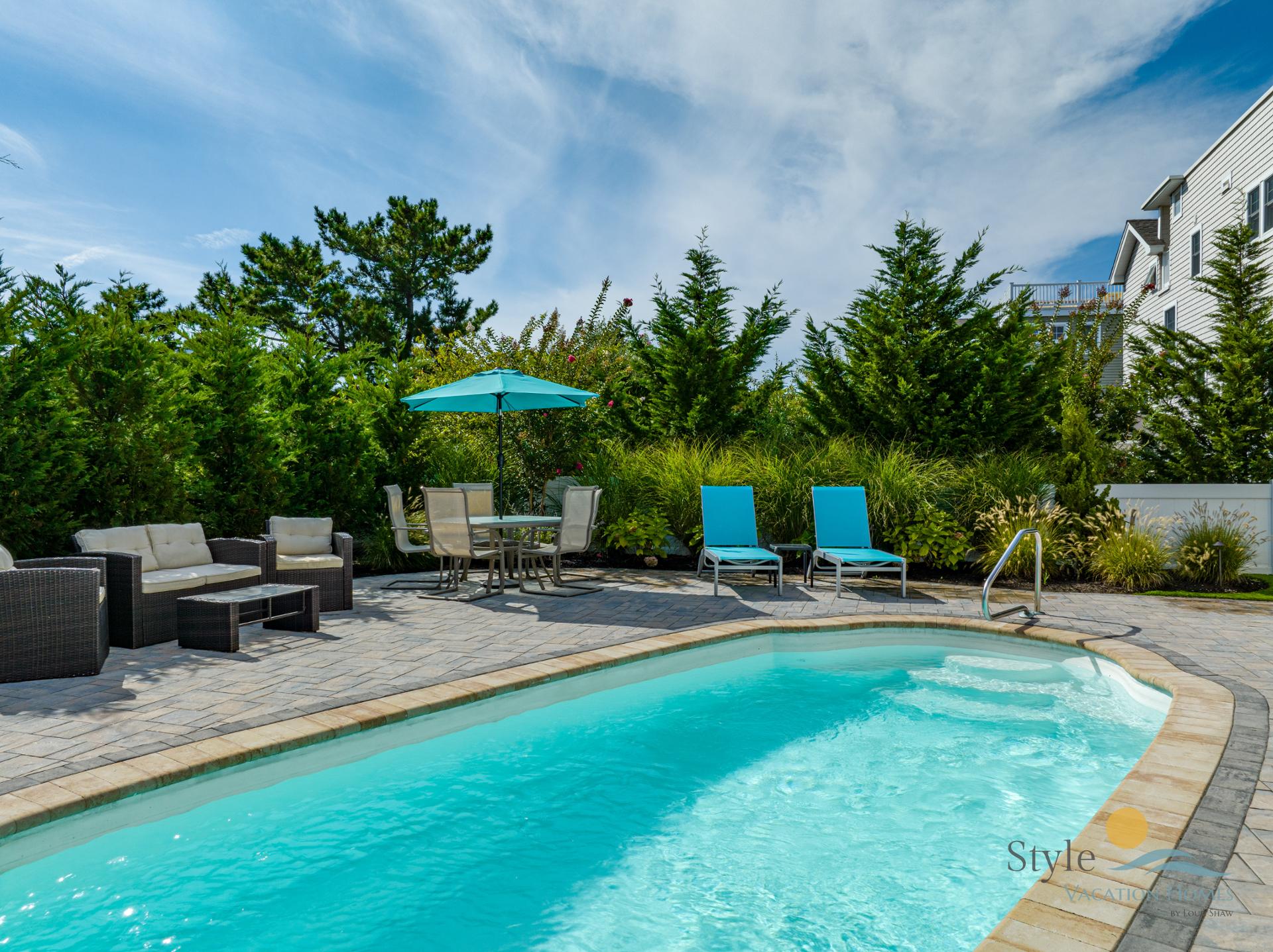 Vacation Rental Style Vacation Homes by Louis Shaw