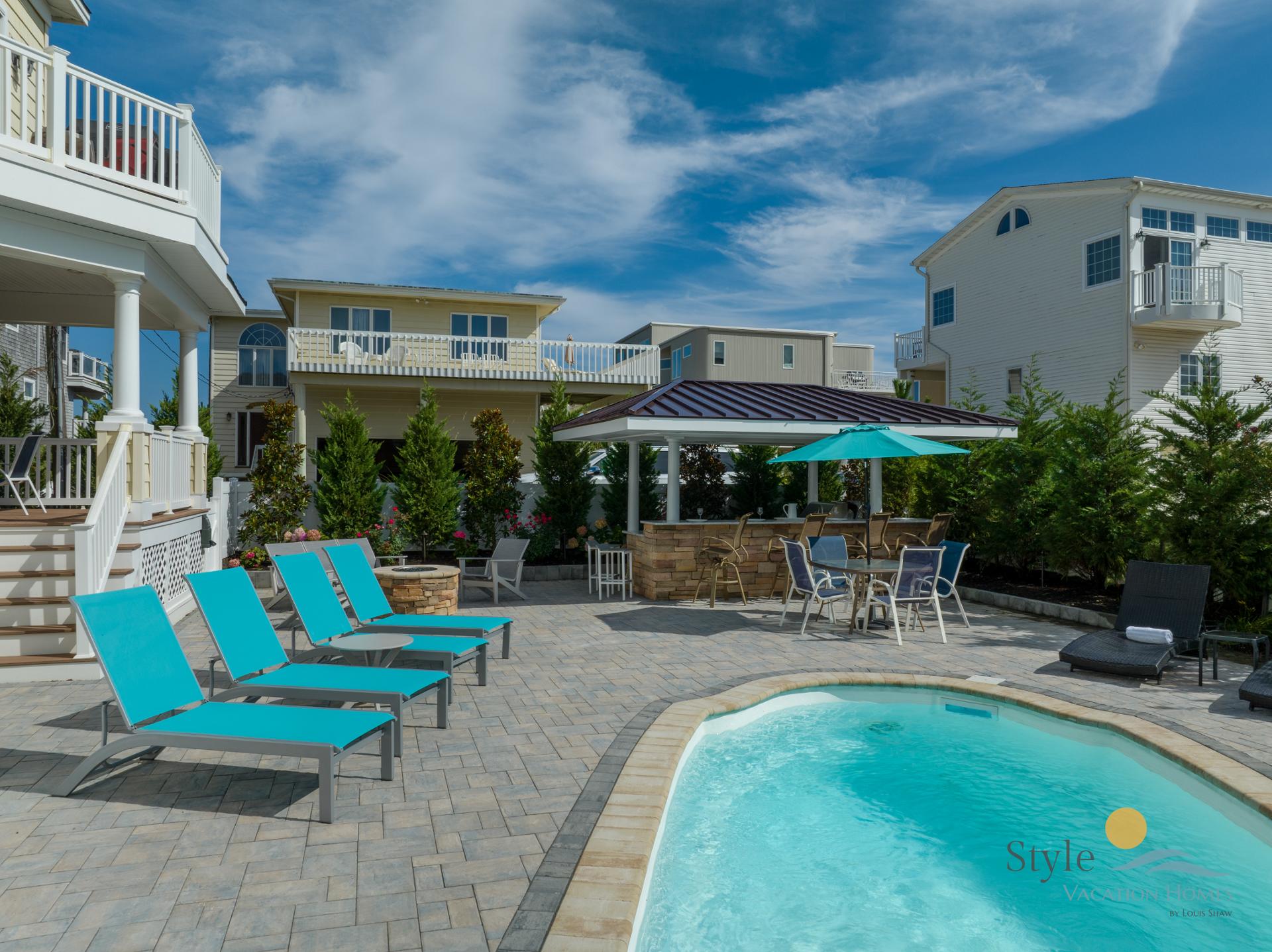 Vacation Rental Style Vacation Homes by Louis Shaw