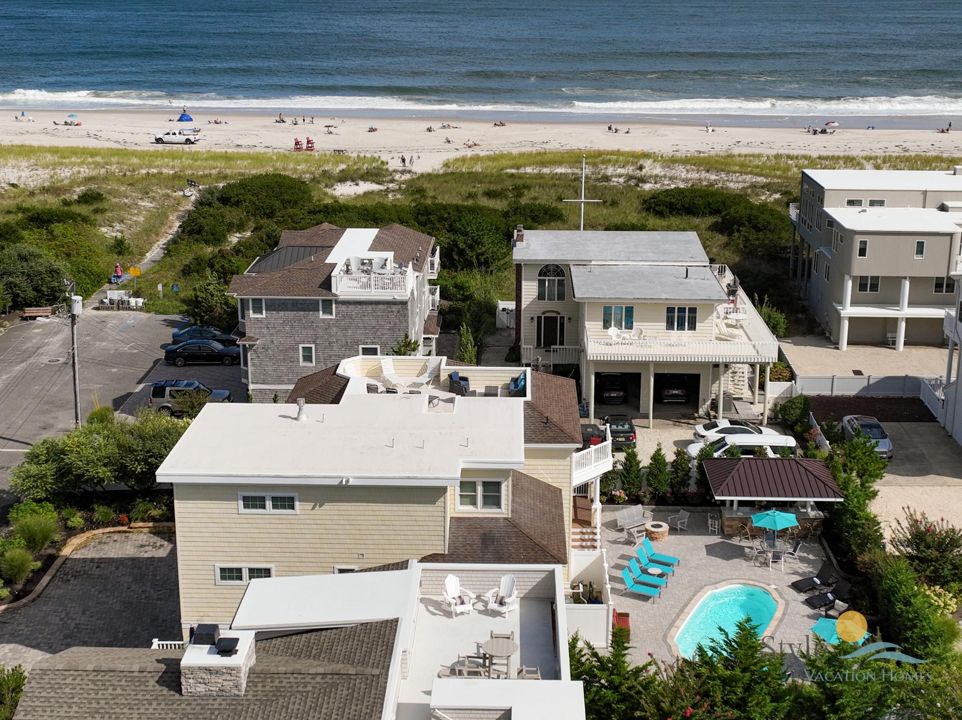 Vacation Rental Style Vacation Homes by Louis Shaw